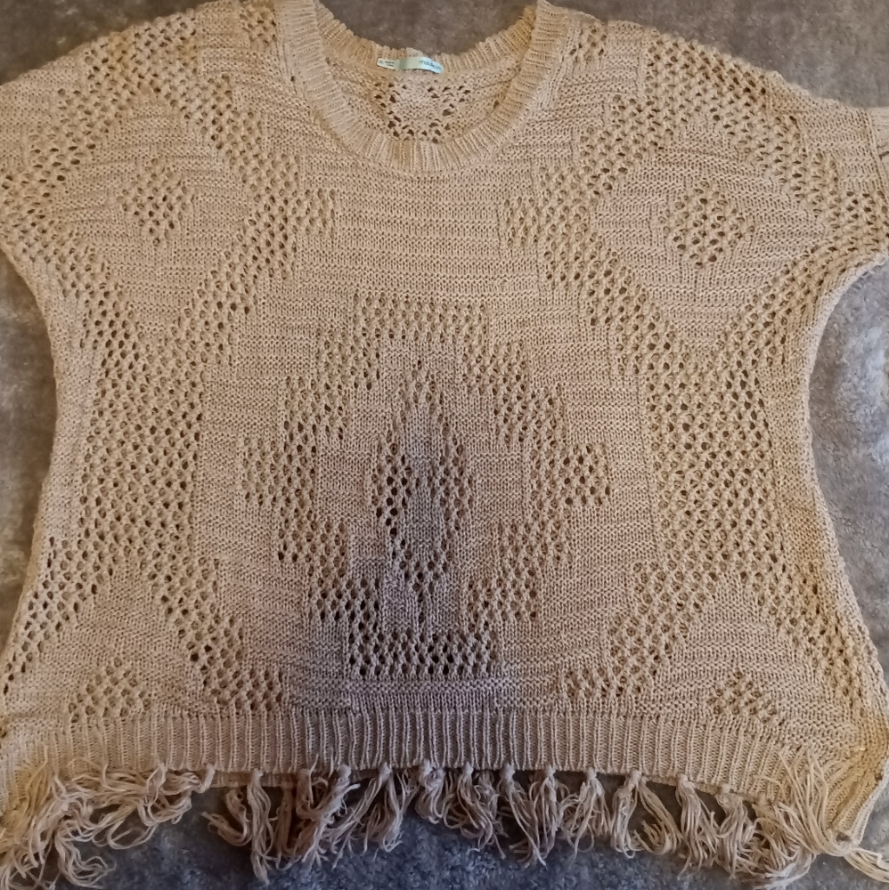 Maurice's top